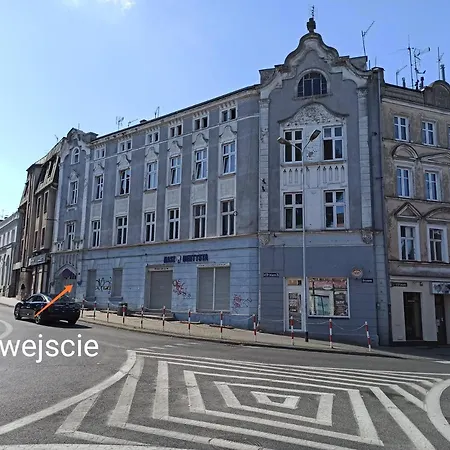 Apartamenty W Scislym Centrum Kupiecka-Drzewna Zelená Hora Exteriér fotografie