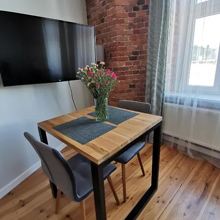 Apartamenty W Scislym Centrum Kupiecka-Drzewna Zelená Hora Exteriér fotografie